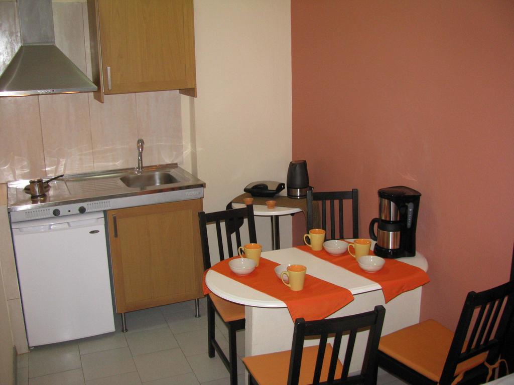 Villa Kokkinos Potos Room photo